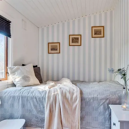 Tatil Evi Cozy Summer House Close To The Water, *