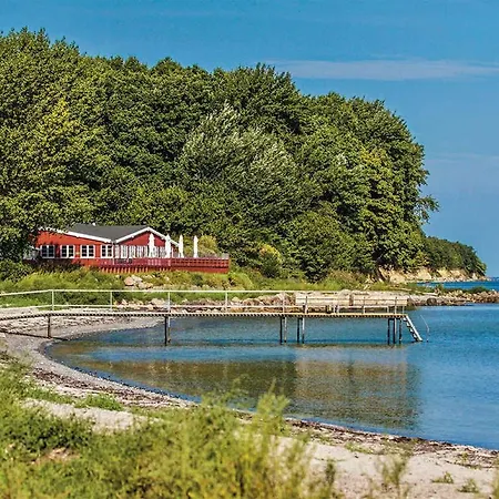 Cozy Summer House Close To The Water, *